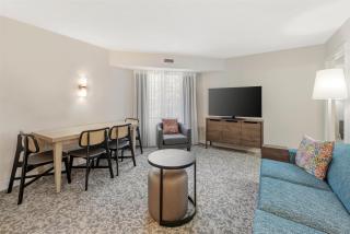 Sonesta ES Suites Austin The Domain Area - Newly Renovated - Austin - 4