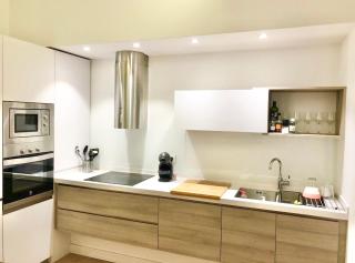 Luxury 2 Bedroom 2 Bath Chueca - 8