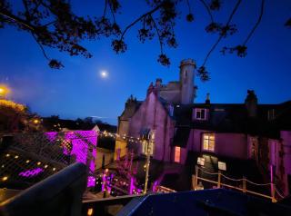 Romantic Castle Annexe - 0