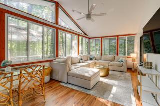 8 Mi to Ocean City: Warm & Cozy 3BR Family Home - 8
