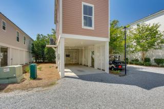 Walk to Beach Cottage with Yard in Pass Christian! - Pass Christian - 9