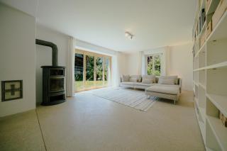 Stylish Jura house for 10 guests - Grandval - 9