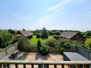Cherry 30 Hot Tub-2 Storey - Hull - 5