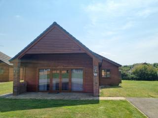 Cherry 30 Hot Tub-2 Storey - Hull - 3