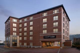 Courtyard by Marriott Portland Downtown/Waterfront - Portland - 0