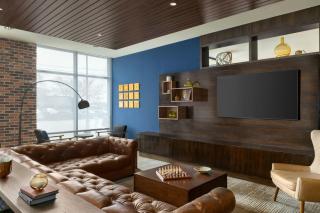 Courtyard by Marriott Portland Downtown/Waterfront - 4