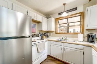 Fire Pit and Wraparound Porch Munds Park Cabin! - 2