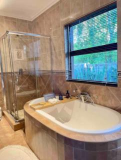 A Private Room with a Private Entrance - Olifantsfontein - 5