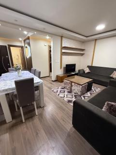 Cozy apartment just renovated families or singles - Madinaty - 0