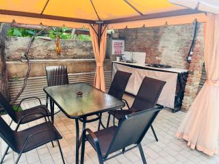 apartament with a beautiful yard - Tbilisi - 7
