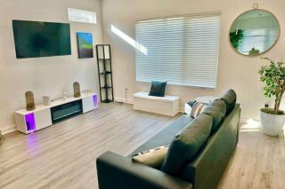 New Home!!! Minutes from Downtown, Duke & Hospital - 2