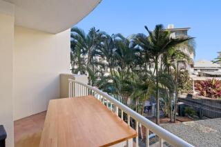 Lindomare Unit 3, 11 Orvieto Tce, Kings Beach - 4