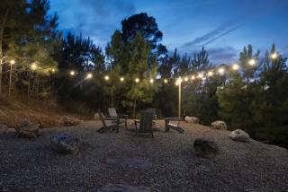 Idyllic Retreat with Epic Views - Hot Tub - Fire Pit - 4