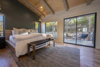 Idyllic Retreat with Epic Views - Hot Tub - Fire Pit - 2
