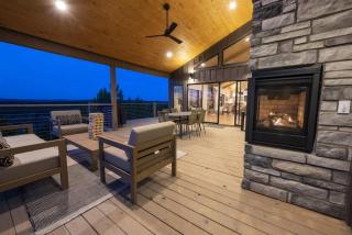 Idyllic Retreat with Epic Views - Hot Tub - Fire Pit - 6