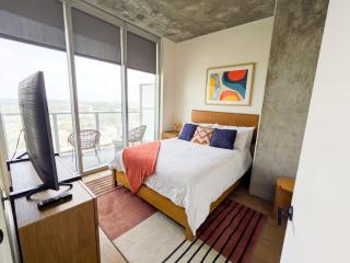 Bandera at the Rainey District - 8