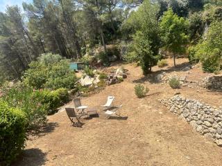 Bastidon provençal Aix-en-Provence plein cœur de la forêt avec vue unique - Le Tholonet - 3