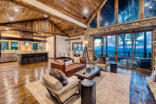 Blue Ridge Escape Sleeps 12 Hot Tub Ping Pong - 7