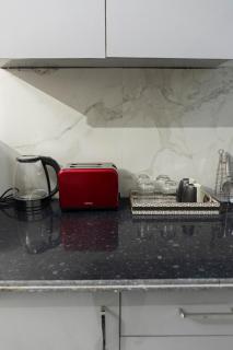 Nomad 2BHK by Luxury Heights - Rishīkesh - 3