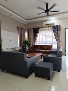 Ateh's Homestay - Sepang - 5