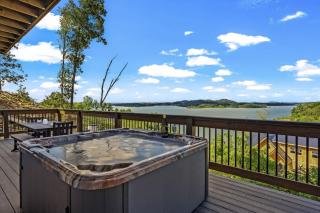 Luxe at Lake Haven - Pool Hot Tub and Game Room - Sevierville - 4