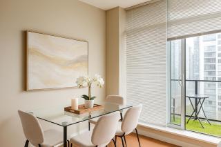 Your Stylish Sanctuary One-Bedroom City Retreat - Vancouver - 4