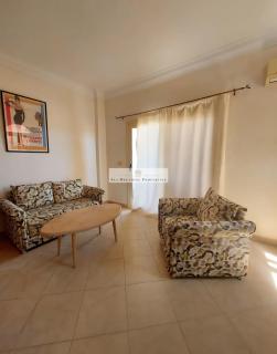 Pool & Beach Apartment - 8