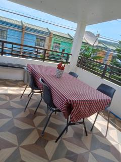 Whole apartment - - 3