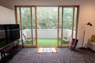 Rice Village Retreat - Rooftop deck - Sleeps 12 - 4