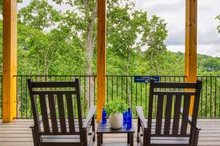 Bearfoot Getaway - New Lux Cabin Hot Tub Pool - 7