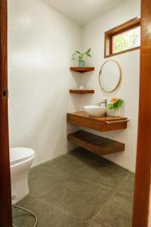 The Treetop Room - Comfy apartment with workspace - 3