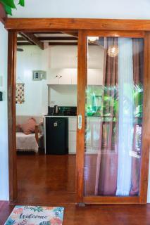 The Treetop Room - Comfy apartment with workspace - 1