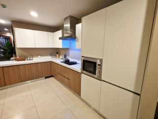 DELUXE ONE BED SUITE - GOLDCREST MALL AND RESIDENCY By ALVIS SUITE - Lahore - 2