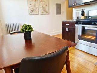 Homey Vibes Furnished 1BR Apt - Chicago - 6