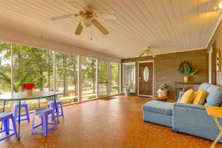 Lake and Pool Access Peaceful Retreat in Duluth - Duluth - 0