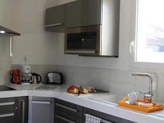 Villa in Languedoc with Pool near Historic Cities - 8