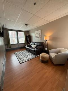 Modern 2BR with Ensuite, Downtown Morgantown, WVU - Morgantown - 0