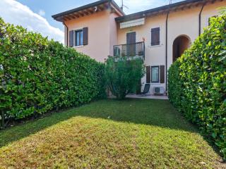 Holiday Home in Bardolino with Pool & Lake Views - 3