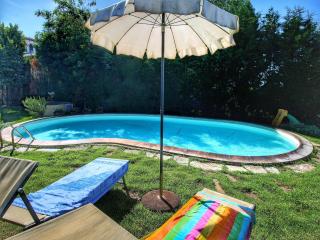 Attractive mansion with pool - 9