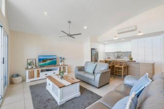 Malibu Apartments Unit 1 and 2 - 5 Oak Street - Evans Head - 5