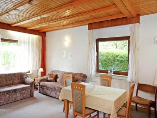 Apartment in Armsfeld mit Pool - 3