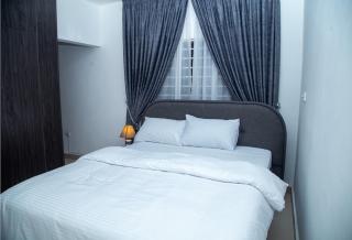 Efie Pa Apartments - 4