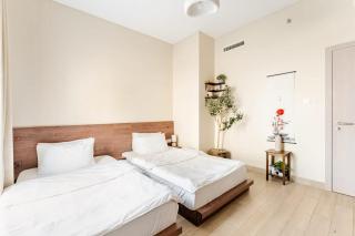 WabiSabi 2BR Stay Walk to Ferrari & Warner Bros - Abu Dhabi - 8