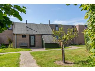 Holiday Home in De Punt with Pool & Garden - Burgh-Haamstede - 2
