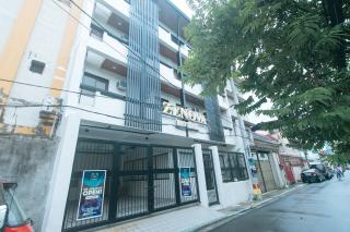 RedDoorz at Zenova Hotel - Manila - 6