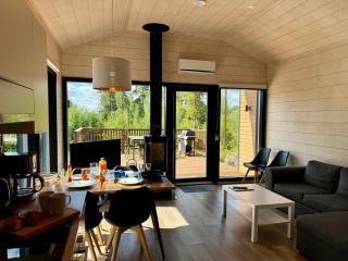 Himoskuutio 1, 4 hlö mökki porealtaalla, ei lisäkuluja! - 9