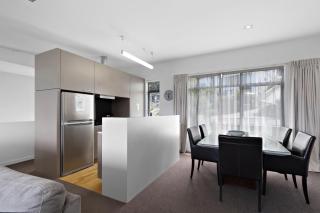 The Two Bed Abode on Thompson Street - 3