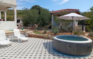Lovely Home In Kastel Stafilic - Kastel Stafilic - 1