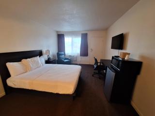 Leisure Lodge Motel - Grants - 9