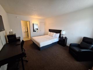 Leisure Lodge Motel - Grants - 6